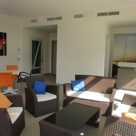 Residence Rivachiara ภายนอก รูปภาพ